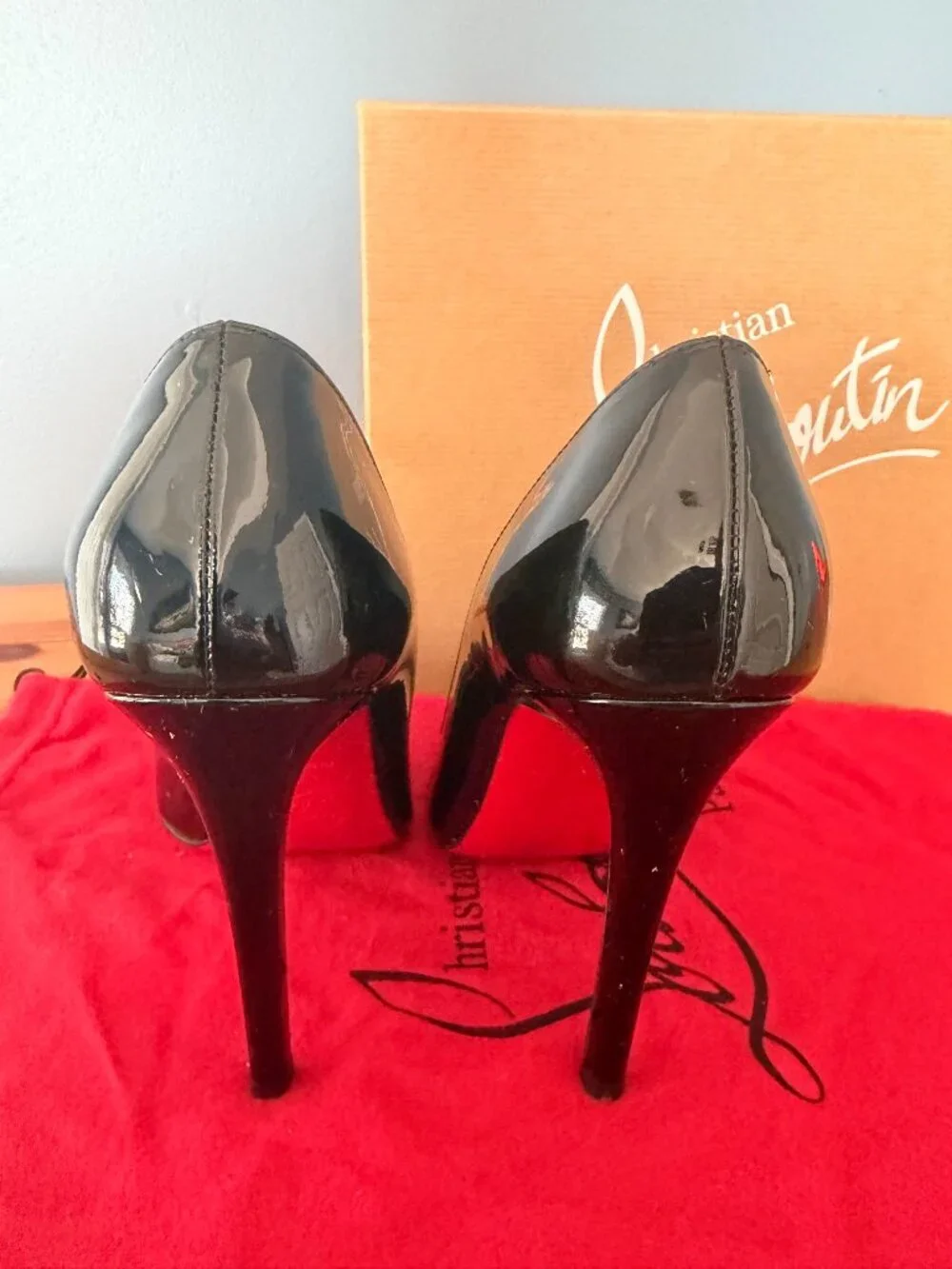 Christian Louboutin Fifille 100 Black Patent Pumps EU 37 US 7